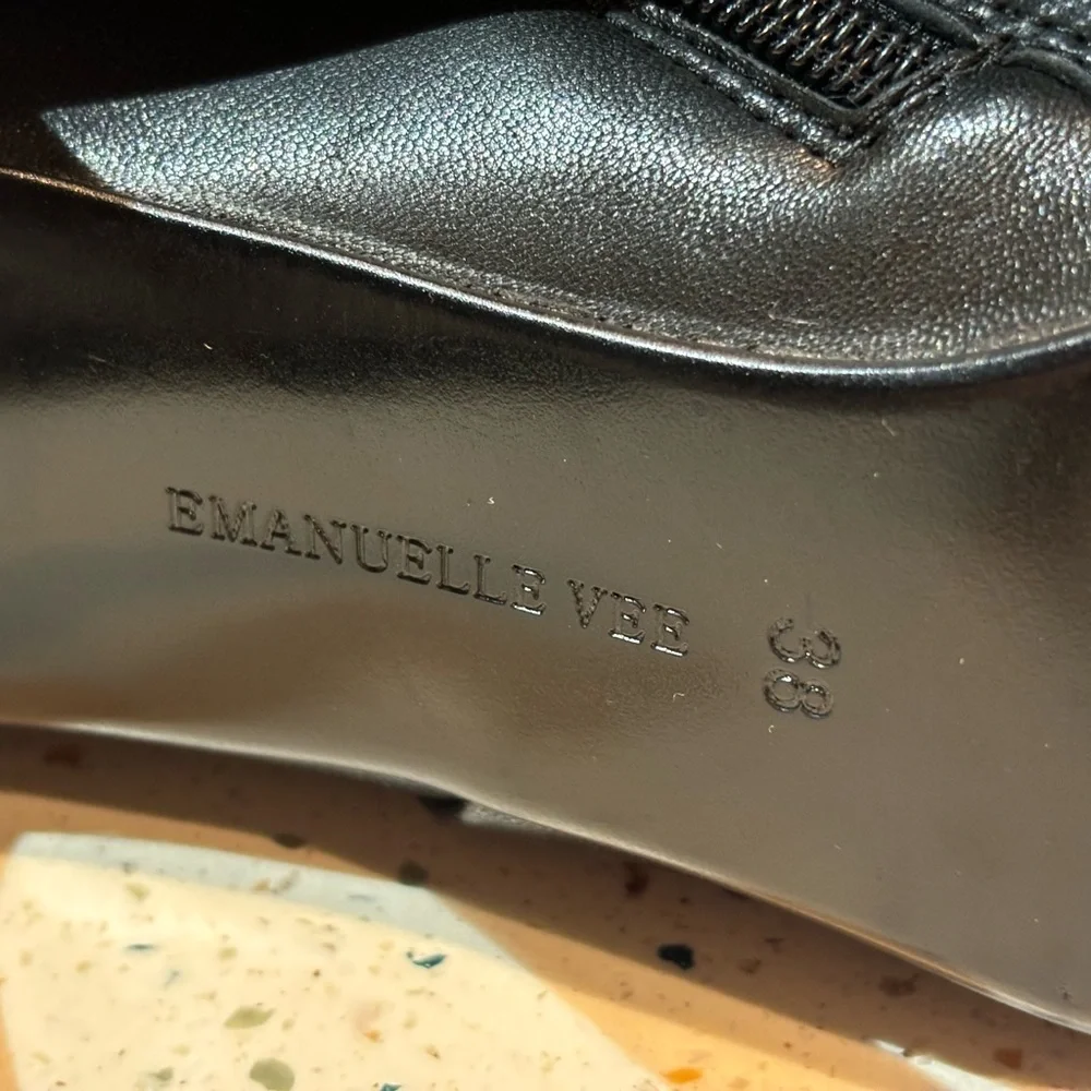 Emanuelle‎ Vee Soft Leather Ankle Boots